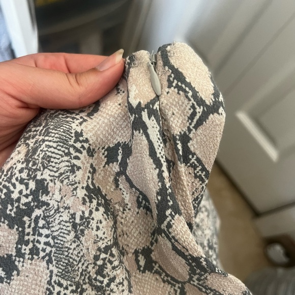 Snakeskin maxi skirt from American Eagle - Picture 4 of 5